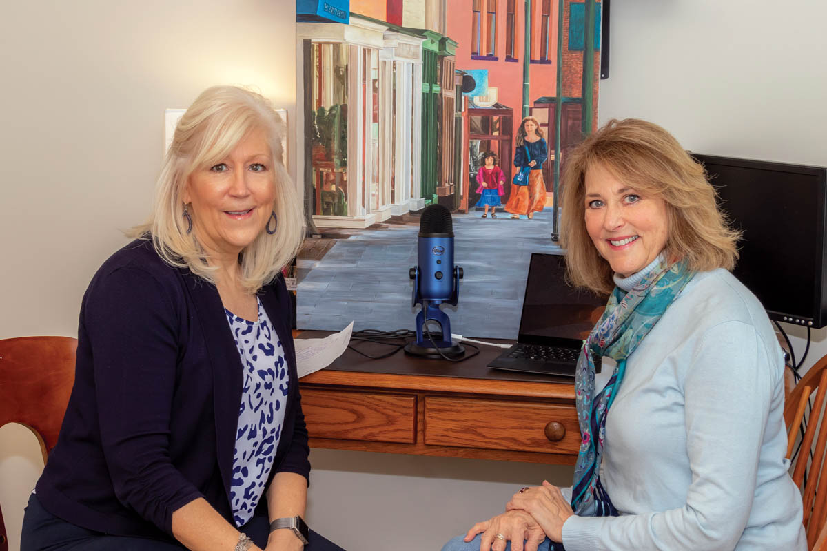 Artist Maureen Scullin and The Laurel’s Pamela Pyms.