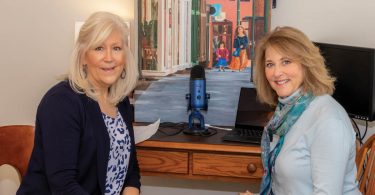 Portrait artist Maureen Scullin