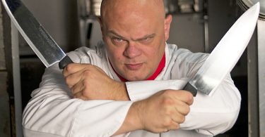 The Magnetic Theatre Serves Up The Caro Savanti Experience