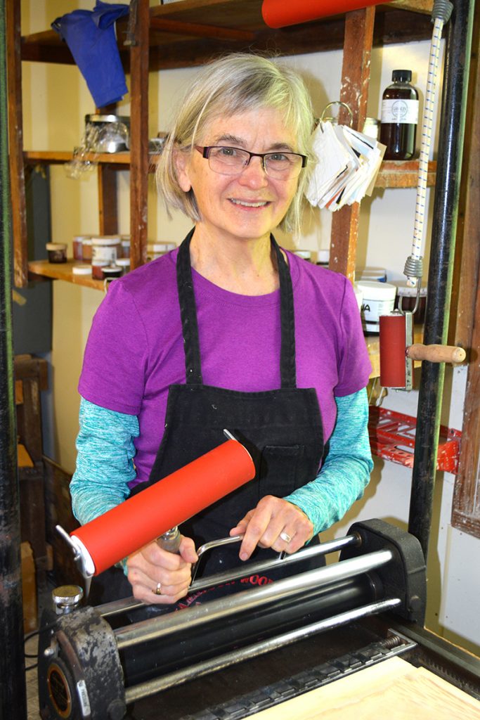 Artist Nancy Darell