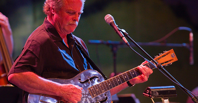 Pat Donohue Mountain Spirit at Isis Offering Four Outstanding Shows in May