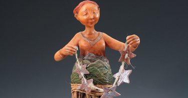 Twigs & Leaves Gallery artist Holly Turner