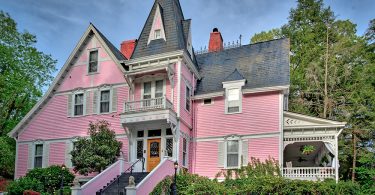 Cedar Crest Inn