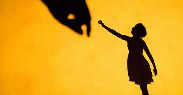 Pilobolus (Photo by Ian Douglas)