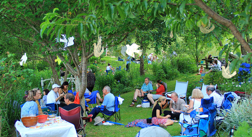 Golden Garden Party Benefits Food for People