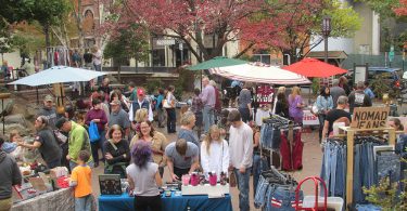 Ooh La La Curiosity Market Returns