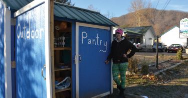 Outdoor Pantry Project: Neighbors Helping Neighbors