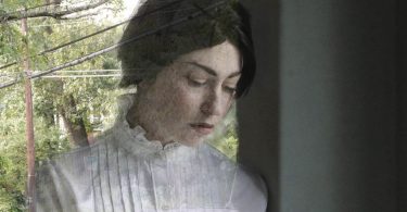 Carin Metzger as Amelia Aldean. Photo by Cheyenne Dancy Photography