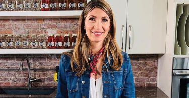 Cookbook’s Recipes Add ‘Shine to Family Table