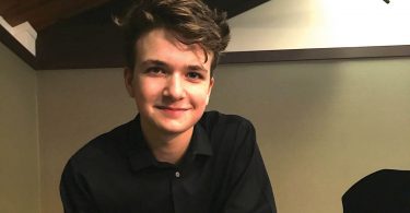 Aaron Lipsky, Founder and Artistic Director of Clarinet & Friends. Photo by Annabelle Rhodes