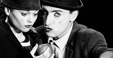 Compagnia Baccalà Combines Acrobatics and Humor at Wortham Center