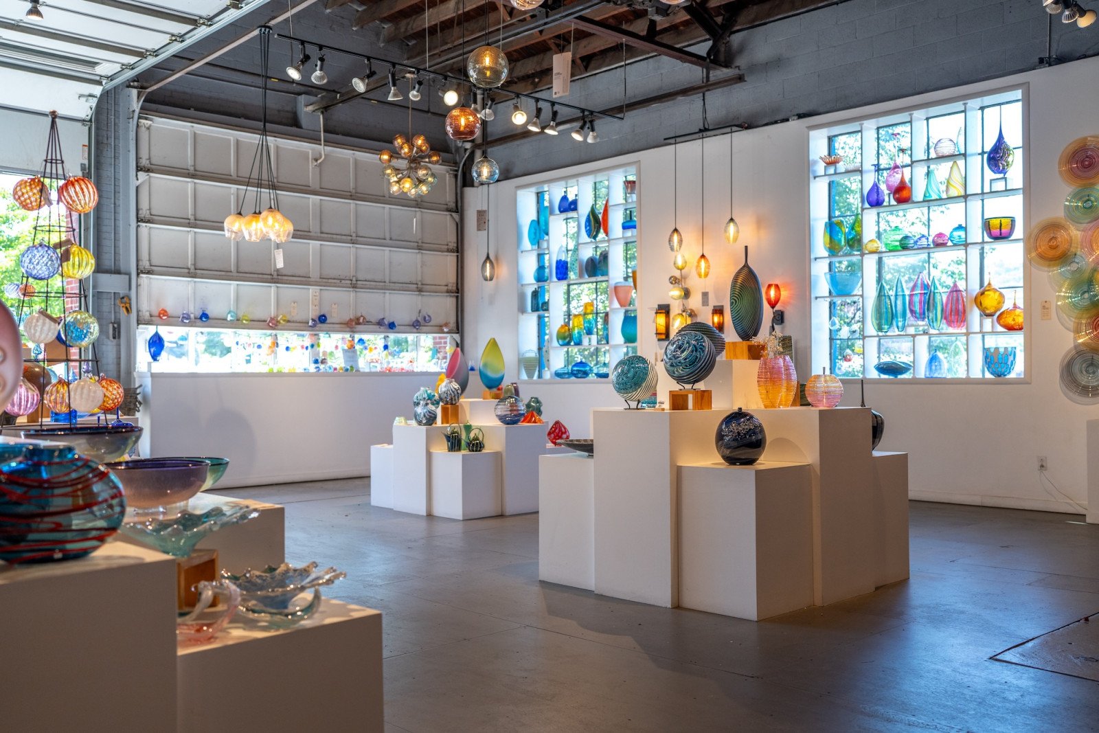 Downtown Art District’s First Fridays — Family fun in Lexington Glassworks